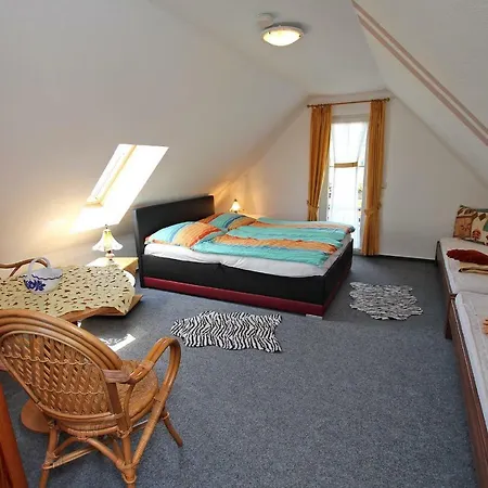 Ferienhaus Lancken_granitz Rueg 22 펜션